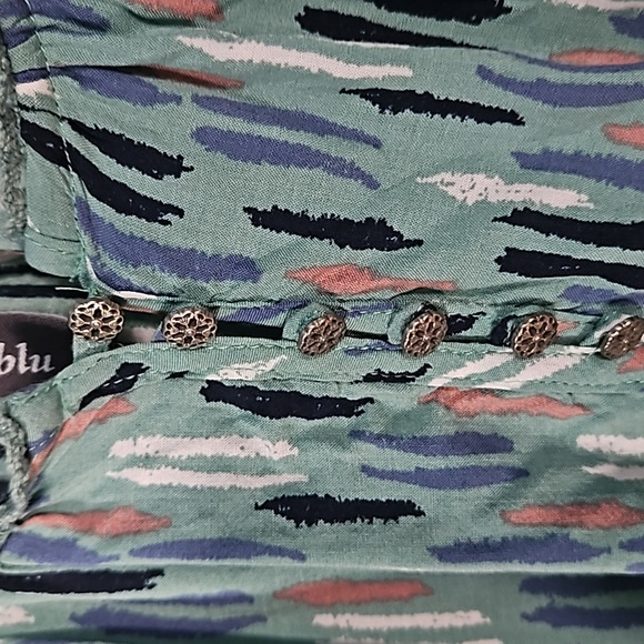 Multiblu Ladies Top - Picture 3 of 9